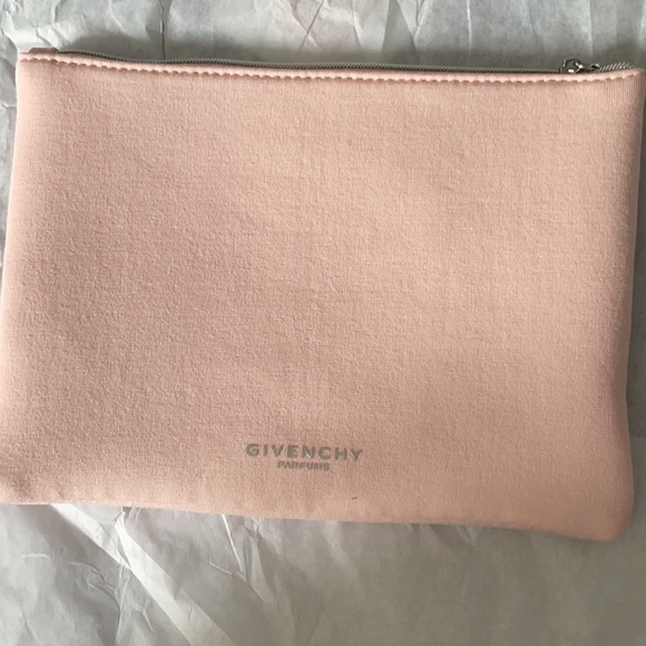 Givenchy pink pouch - Picture 3 of 5